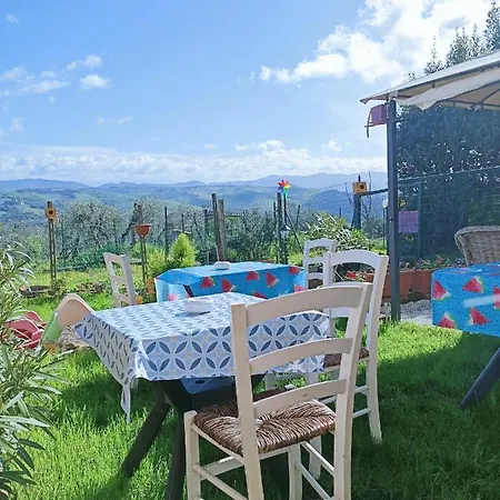 Un Posto Nel Bed and Breakfast Σιένα