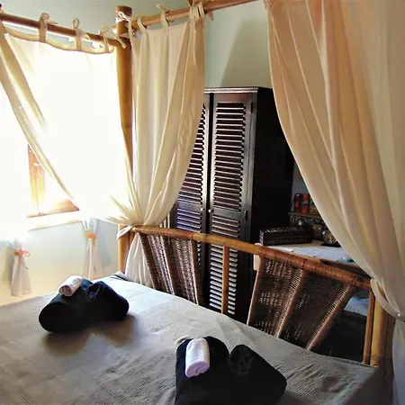 Un Posto Nel Bed and Breakfast Σιένα